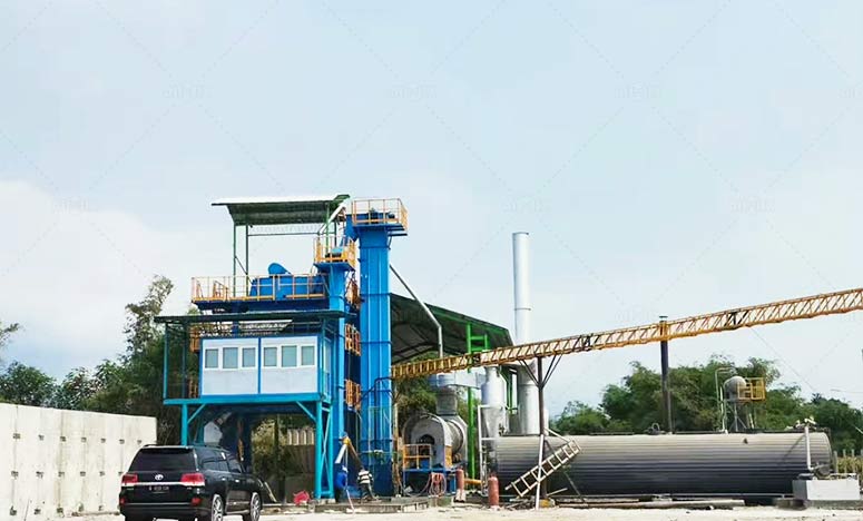 100 т/ч Асфальтобетонный завод установлена в Индонезии