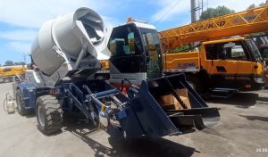 Автобетоносмеситель с самозагрузкой в Казахстане