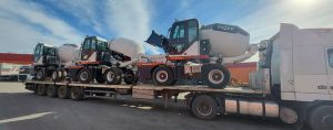 Автобетоносмеситель с самозагрузкой доехали на зарубежном складе