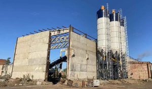 Ленточный Бетонный завод AJ180 в Казахстан