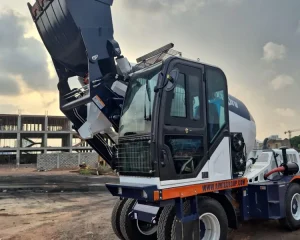 Автобетоносмеситель с самозагрузкой в Киргизии