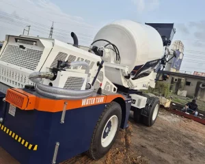 Автобетоносмеситель с самозагрузкой в Киргизии