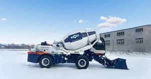 Автобетоносмеситель с самозагрузкой